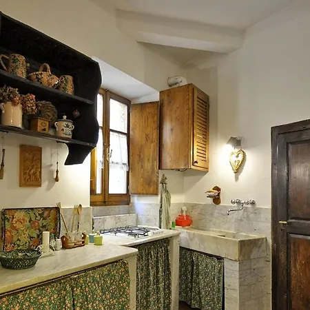 Apartamento Sleeps 4 *