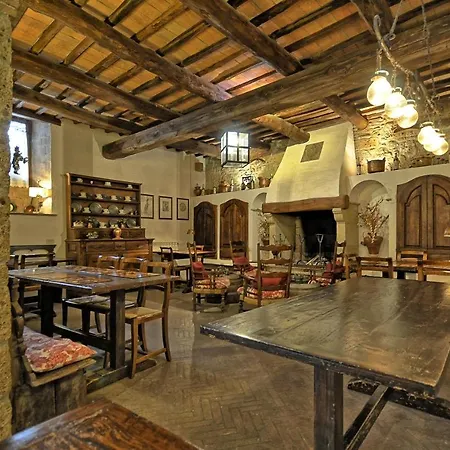 Apartamento Sleeps 4 Proceno