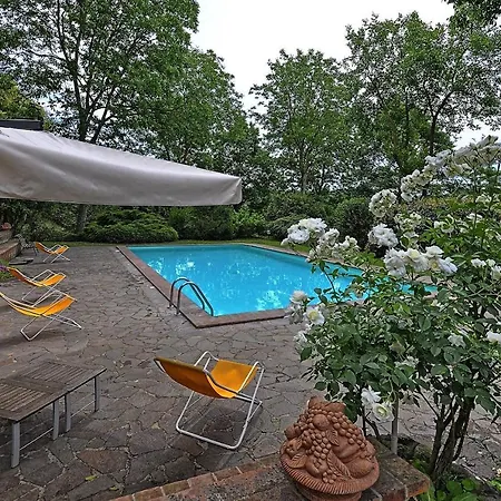 Sleeps 4 *